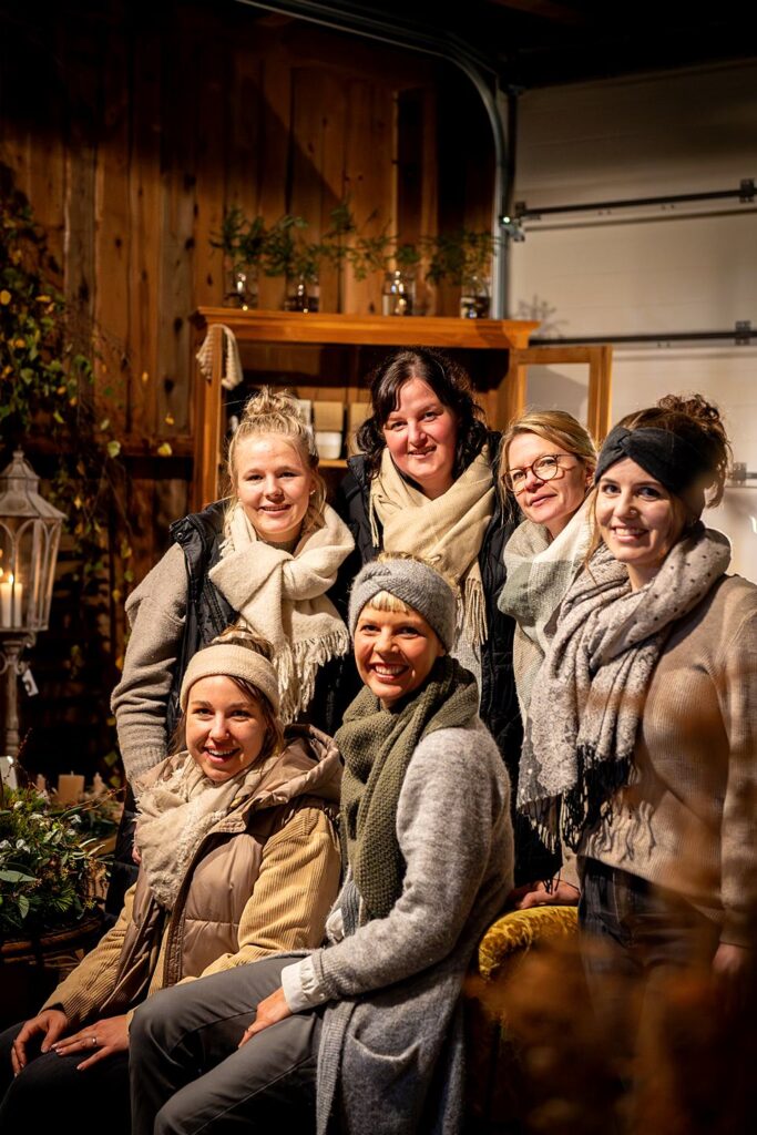 Blüten-Bijou - Adventsausstellung 2024