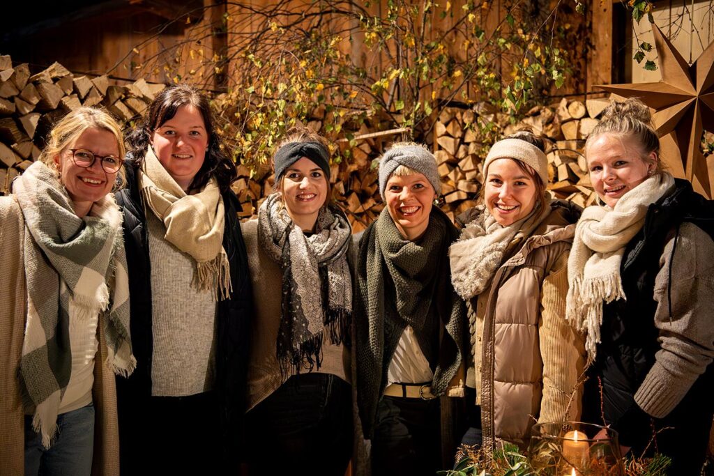 Blüten-Bijou - Adventsausstellung 2024