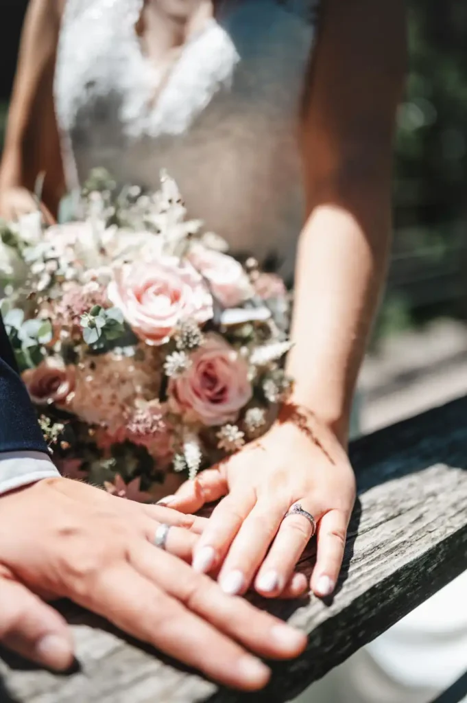 Blüten-Bijou - Hochzeit Galerie 2026